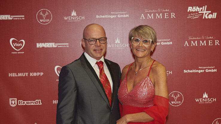 Die Metzgerzunft hat am Samstagabend in die Joseph-von-Fraunhofer-Halle eingeladen. Die Metzgerzunft hat am Samstagabend in die Joseph-von-Fraunhofer-Halle eingeladen.