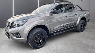 Gestohlen: Dieser Pick-up Nissan Navara wurde vom Hof des Autohauses Bücherl in Rötz gestohlen. Gestohlen: Dieser Pick-up Nissan Navara wurde vom Hof des Autohauses Bücherl in Rötz gestohlen.