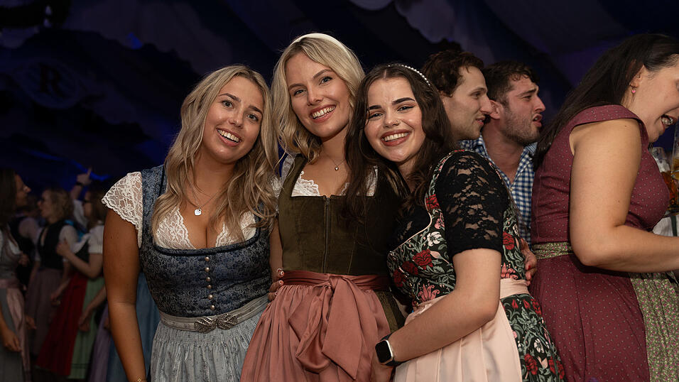 Die Partybilder vom Freitag, 11. August 2023, aus dem Festzelt Reisinger. Die Partybilder vom Freitag, 11. August 2023, aus dem Festzelt Reisinger.