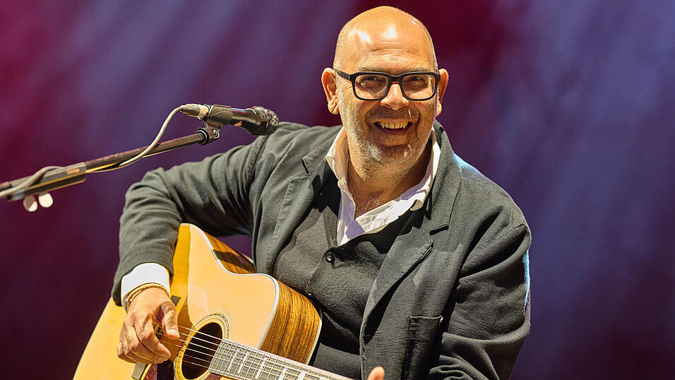 Die Clubtour von Hannes Ringlstetter verspricht den Besuchern laut Veranstalter &bdquo;maximalen Charme&ldquo;.