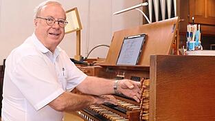 Wolfgang Kiechle mit abwechslungsreicher Musikauswahl. Wolfgang Kiechle mit abwechslungsreicher Musikauswahl.