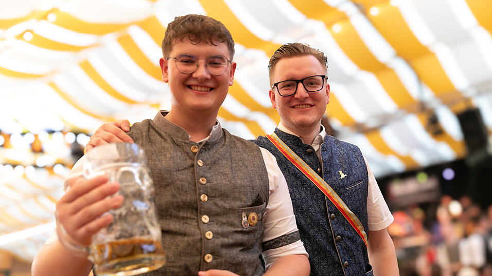 Die Partybilder vom Samstag, 9. August, aus dem Festzelt Nothaft. Die Partybilder vom Samstag, 9. August, aus dem Festzelt Nothaft.