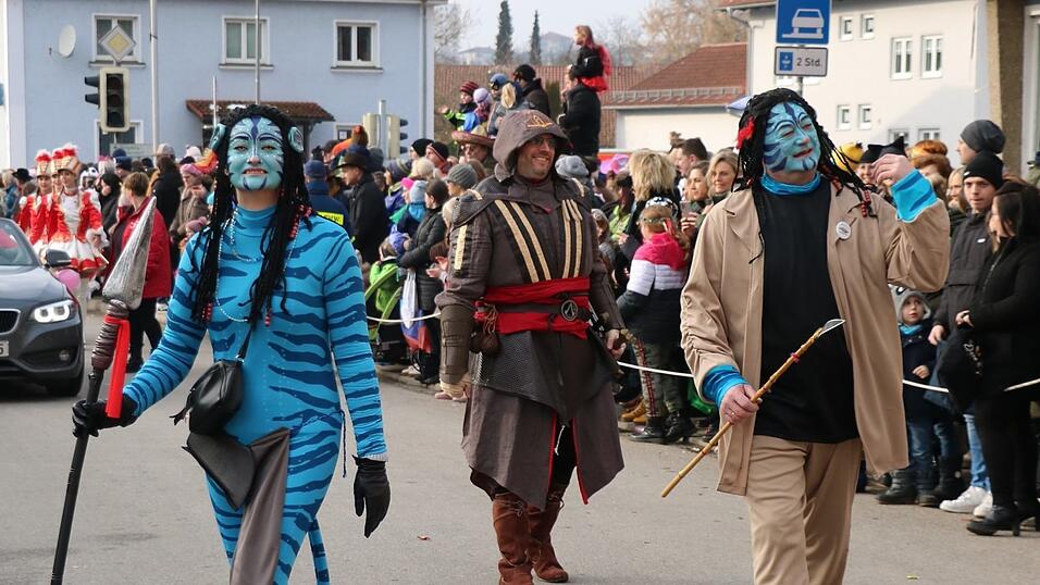 Beim Bogener Faschingsumzug war einiges geboten.