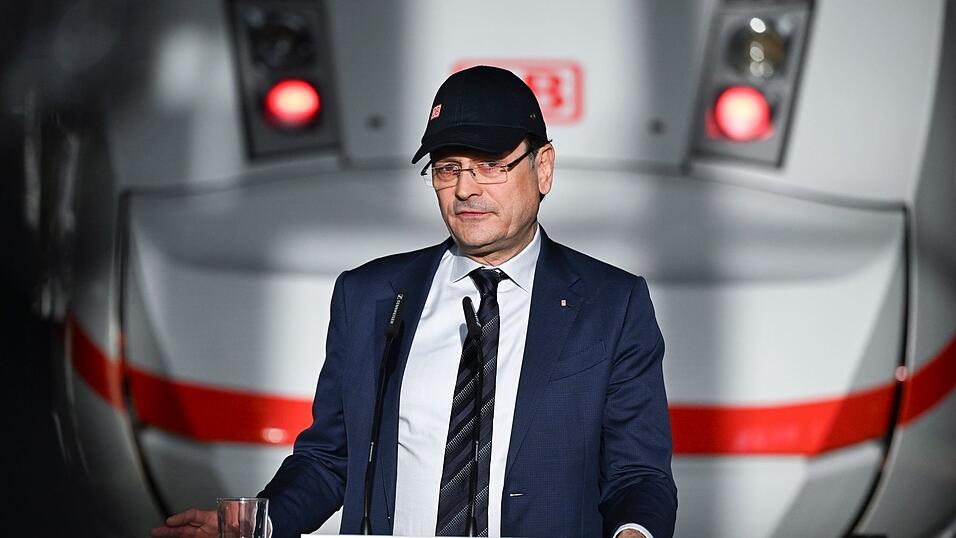 Bahn-Fernverkehrsvorstand Peterson erwartet mit neuen Verbindungen deutlich mehr Passagiere im Europaverkehr. (Archivbild)