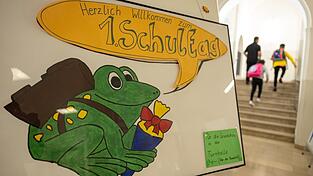 In welche Grundschule ein Kind kommt, entscheidet in Bayern der Wohnort. (Symbolbild) In welche Grundschule ein Kind kommt, entscheidet in Bayern der Wohnort. (Symbolbild)