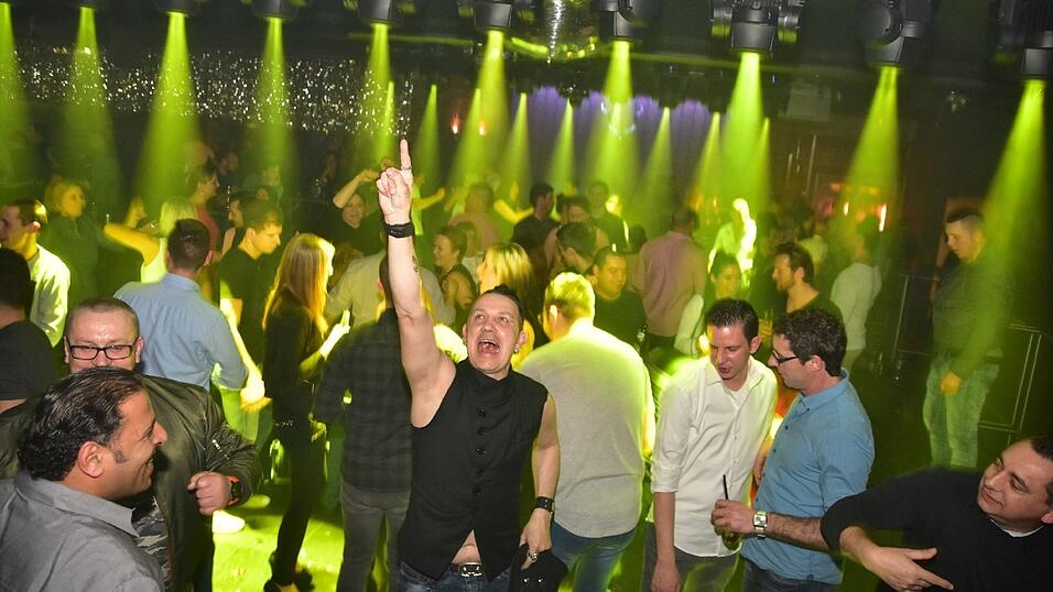 Im Stars wurde wurde wieder getanzt und gefeiert, bis das Licht anging.