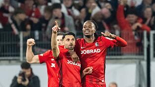 Vincenzo Grifo (M) ist nun Freiburgs Rekordtorsch&uuml;tze.