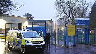 An einer Londoner Schule kam es zu einem Messerangriff.