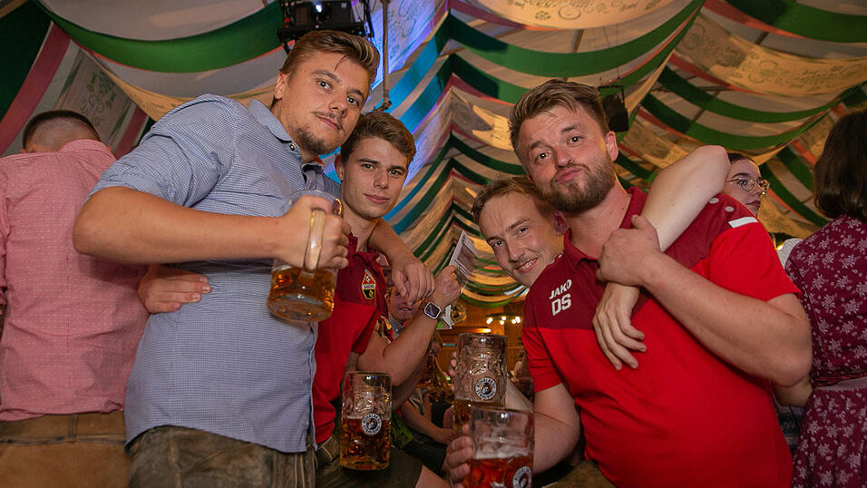 Die Partybilder von Samstag, 20. August 2022, aus dem Festzelt Weckmann.