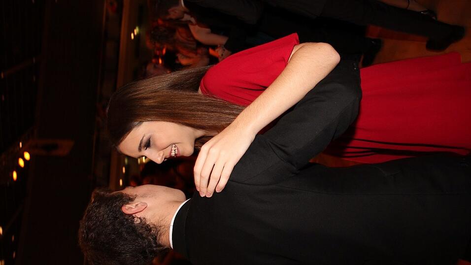 Die Bilder vom Abschlussball der Tanzschule Seidel in der Fraunhofer-Halle am 28. November. Die Bilder vom Abschlussball der Tanzschule Seidel in der Fraunhofer-Halle am 28. November.