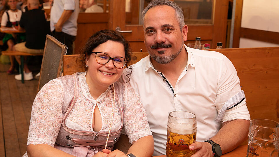 Die Partybilder vom Freitag, 15. August, aus dem Festzelt Greindl. Die Partybilder vom Freitag, 15. August, aus dem Festzelt Greindl.