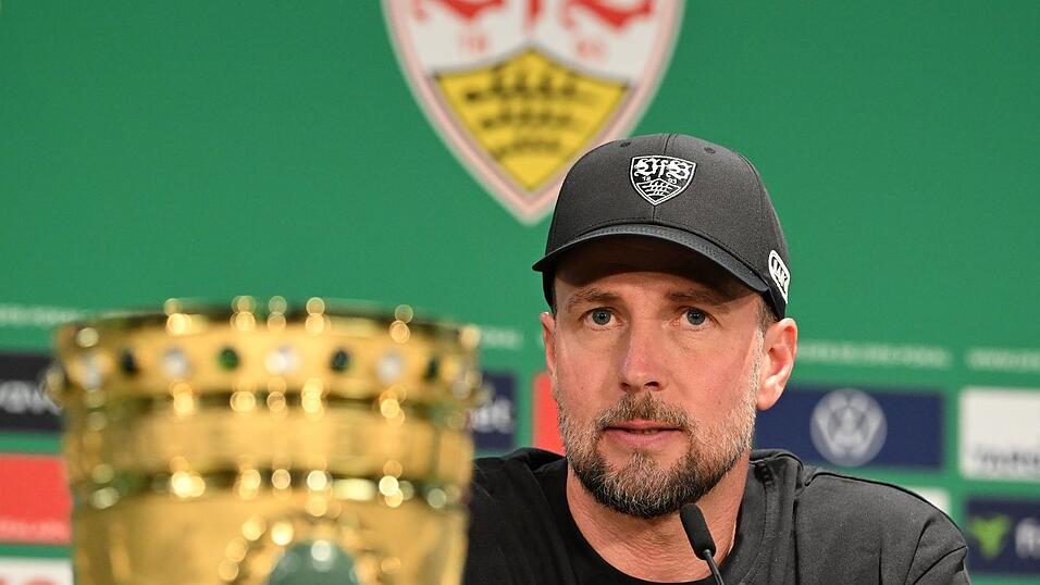 Sebastian Hoene&szlig; hat den DFB-Pokal im Visier. Er will mit dem VfB Stuttgart den Triumph von 2025 wiederholen.