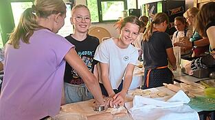 Echte bayerische Kiachl wurden rausgebacken. Echte bayerische Kiachl wurden rausgebacken.