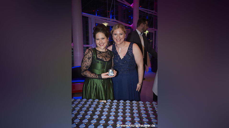 Feiern k&ouml;nnen sie, die Wirtschaftsjunioren - hier ist der Beweis!