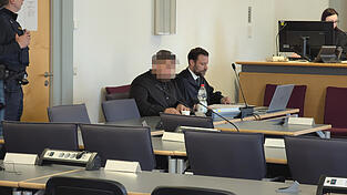 Strafverteidiger Philipp Janson vertritt den Angeklagten.