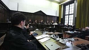 82 Verhandlungstage sind bis Mitte Dezember bereits anberaumt.