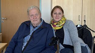 Rainer Bertaschuss ist froh, so viel Unterst&uuml;tzung von Einrichtungsleiterin Laura Hewel und dem restlichen Personal des ProCurands zu bekommen.