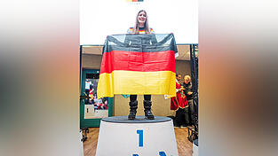 Die Nummer 1 im Eisschwimmen - und das weltweit: Christina Gockeln trumpfte bei der WM im März auf.