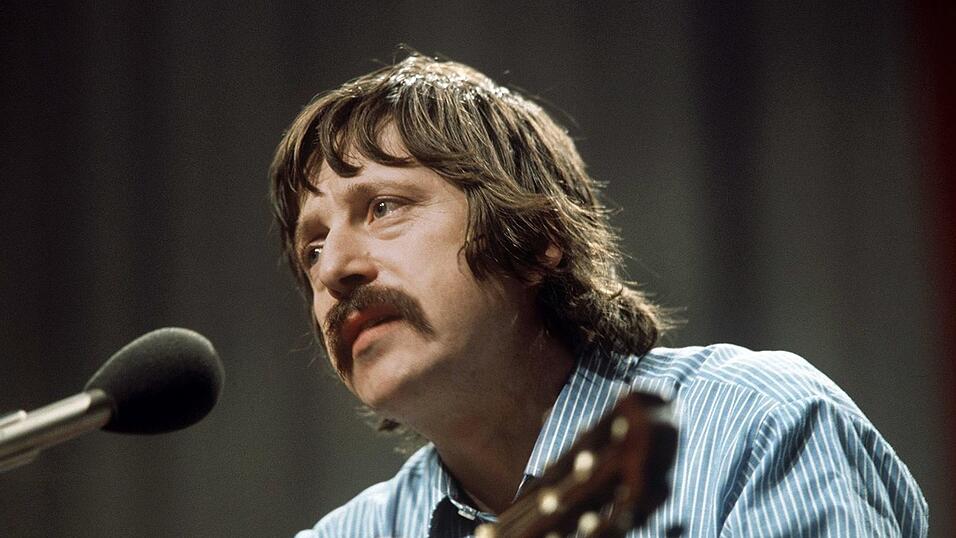 Nach einem Konzert in Köln wurde Wolf Biermann im November 1976 von der DDR ausgebürgert. (Archivbild) Nach einem Konzert in Köln wurde Wolf Biermann im November 1976 von der DDR ausgebürgert. (Archivbild)