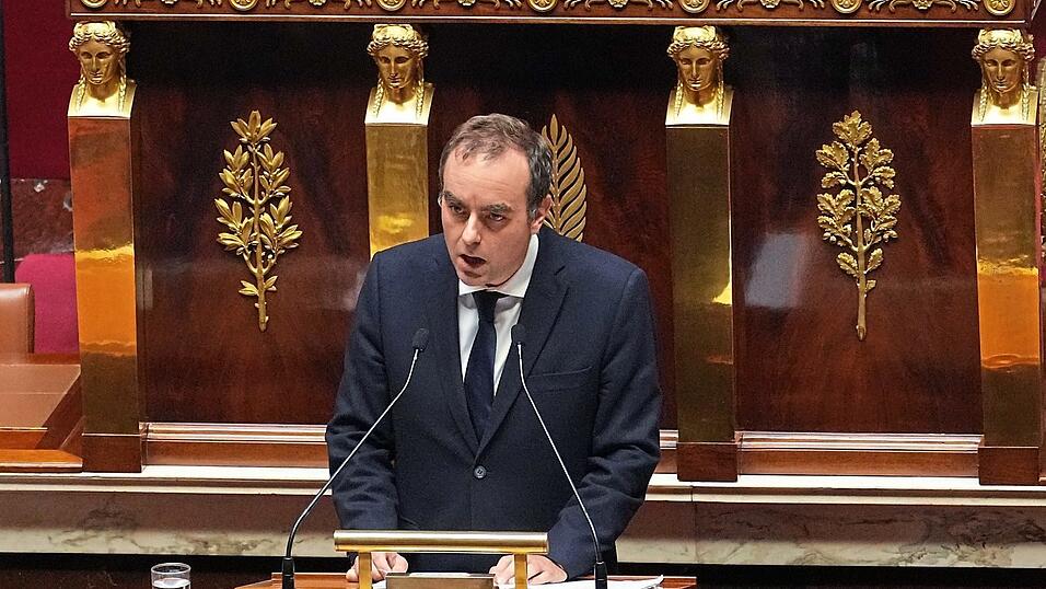 Der französische Premierminister Sebastien Lecornu sprach am Dienstag vor der Nationalversammlung. Der französische Premierminister Sebastien Lecornu sprach am Dienstag vor der Nationalversammlung.