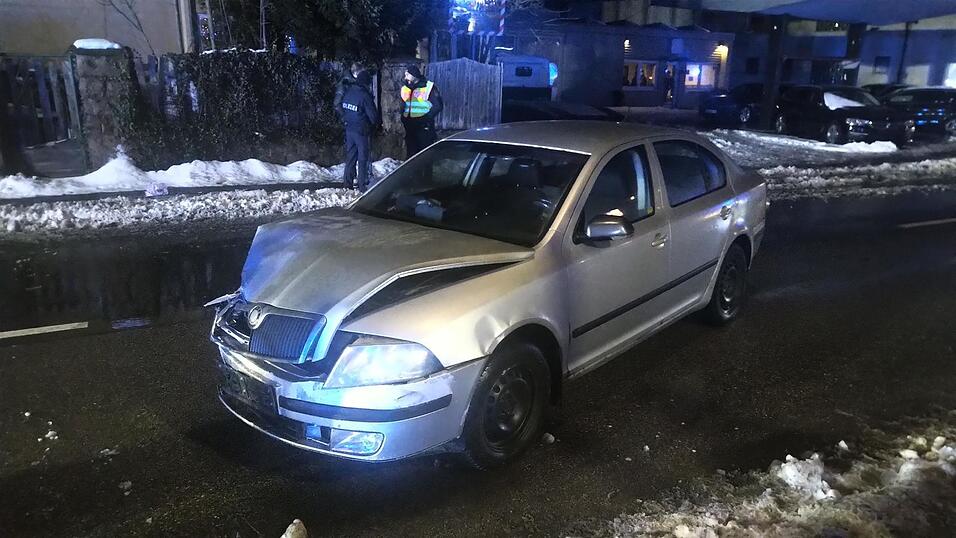 In der Werner-von-Siemens-Stra&szlig;e in Cham ereigneten sich am Freitagabend zwei Unf&auml;lle hintereinander - es folgte eine Suchaktion.