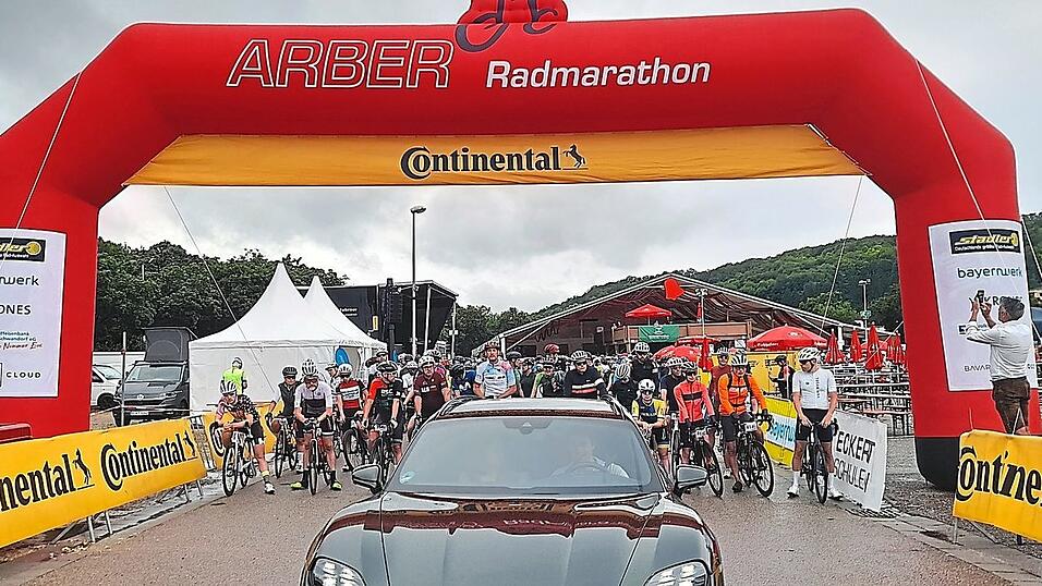 Start- und Zielpunkt war der Regensburger Dultplatz.