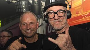 DJ 'Dr. Motte“ (r.) mit Jürgen Bachhäubl vom „Upstairs'