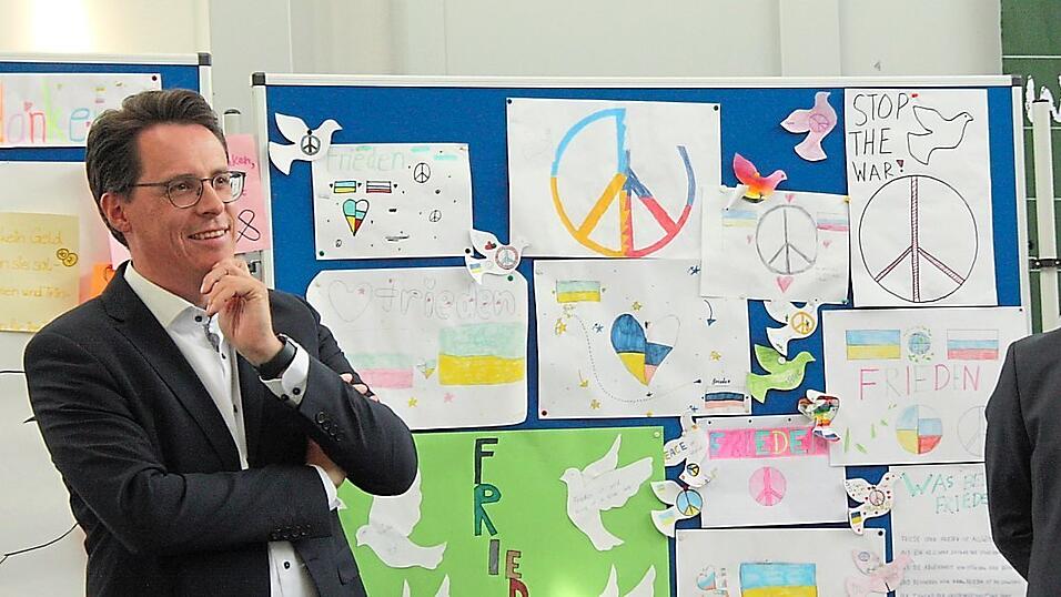 Stadtoberhaupt Christian Moser und Schulleiter Christian Grantner (v. l.).