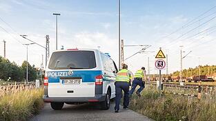 Einatzkr&auml;fte der Polizei r&uuml;ckten sofort aus und konnten den Mann stellen. (Symbolbild)