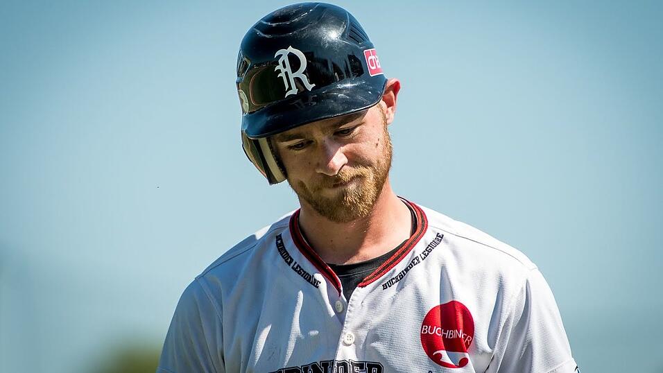 Die Buchbinder Legionäre unterliegen im entscheidenden Spiel gegen die Bonn Capitals. Die Buchbinder Legionäre unterliegen im entscheidenden Spiel gegen die Bonn Capitals.