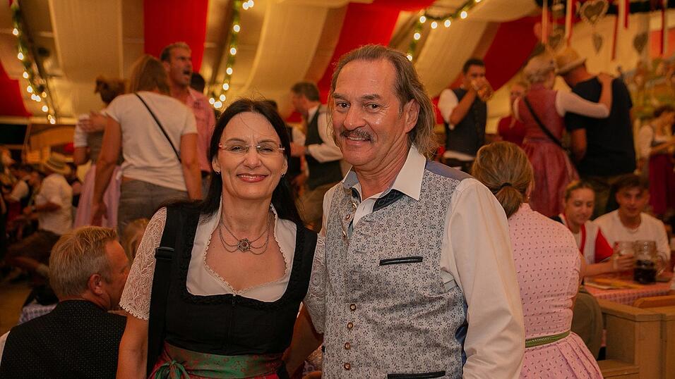 Die Partybilder vom Samstag, 13. August 2022, aus dem Festzelt Greindl.