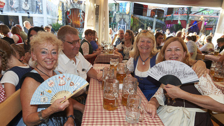 Die Partybilder vom Samstag, 10. August 2024, aus dem Festzelt Lechner. Die Partybilder vom Samstag, 10. August 2024, aus dem Festzelt Lechner.