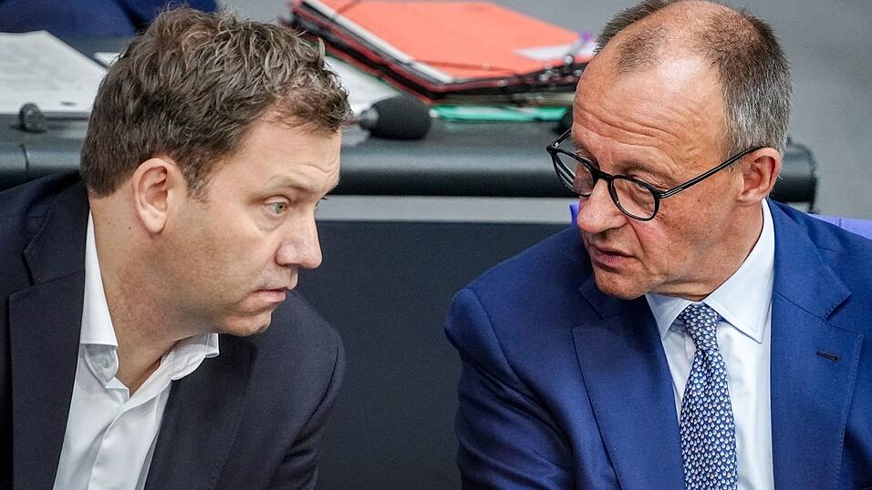 Der Start war holprig. Die Koalitionäre hoffen darauf, dass sie nach der Sommerpause besser in die Spur kommen. (Archivbild) Der Start war holprig. Die Koalitionäre hoffen darauf, dass sie nach der Sommerpause besser in die Spur kommen. (Archivbild)