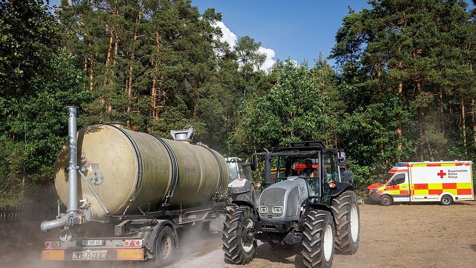 Landwirte halfen, den Brand schnell zu l&ouml;schen-