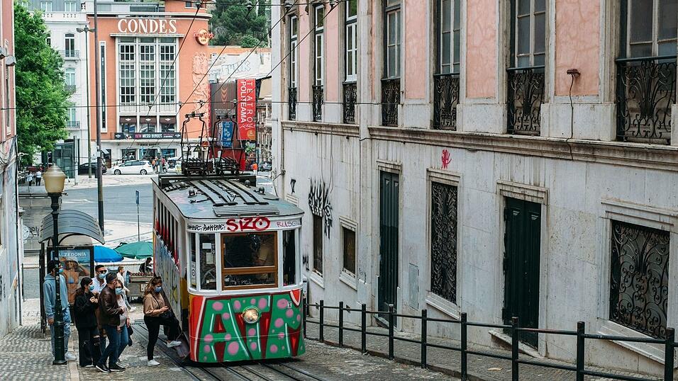 Der «Elevador da Gloria» ist eine von drei Stadtseilbahnen in Lissabon. (Archivfoto)