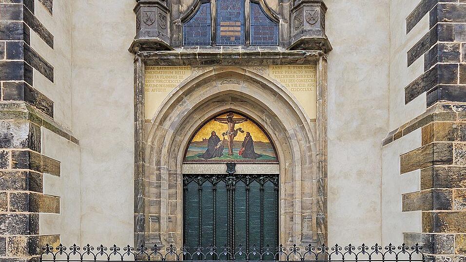 Tür an der Schlosskirche von Wittenberg. Hier soll Martin Luther seine 95 Thesen angeschlagen haben.