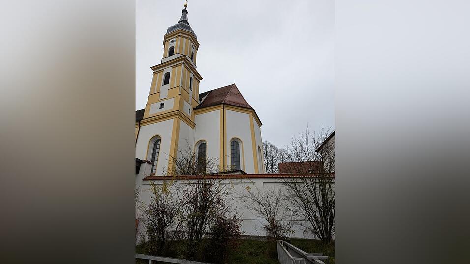 Bereits ab Februar wird die bisherige Pfarreiengemeinschaft Moosbach-Prackenbach-Krailing mit der Pfarrei Viechtach zusammengelegt. In der Viechtacher Stadtpfarrkirche Sankt Augustinus wird dann der abendliche Gottesdienst an den Sonntagen wegfallen. Bereits ab Februar wird die bisherige Pfarreiengemeinschaft Moosbach-Prackenbach-Krailing mit der Pfarrei Viechtach zusammengelegt. In der Viechtacher Stadtpfarrkirche Sankt Augustinus wird dann der abendliche Gottesdienst an den Sonntagen wegfallen.
