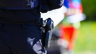 Die Kriminalpolizei Regensburg hat die Ermittlungen aufgenommen. (Symbolfoto: Eibner/Imago)