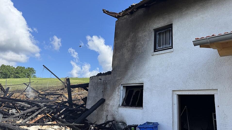 Das Haus der Familie ist nach dem Brand unbewohnbar. Dabei wurde es in den vergangene Monaten erst renoviert und zum Teil barrierefrei umgebaut.&nbsp;