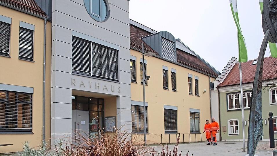 Ab 1. Januar tritt die neue Grundsteuer in Kraft. Der Markt Pilsting legte neue Hebesätze fest. Ab 1. Januar tritt die neue Grundsteuer in Kraft. Der Markt Pilsting legte neue Hebesätze fest.