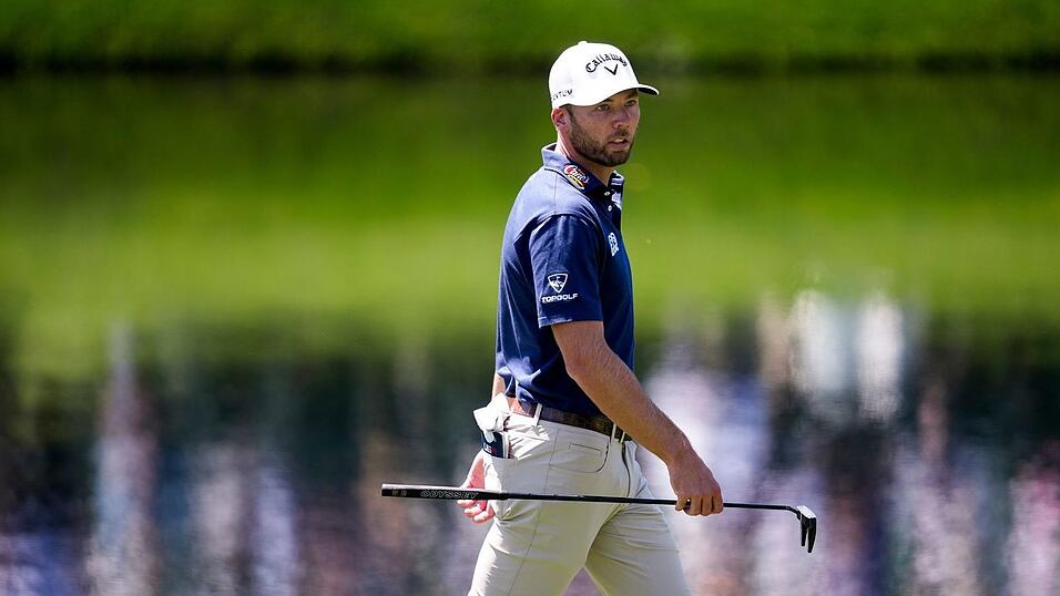 Sam Burns teilt sich die Führung mit Rory McIlroy. Sam Burns teilt sich die Führung mit Rory McIlroy.