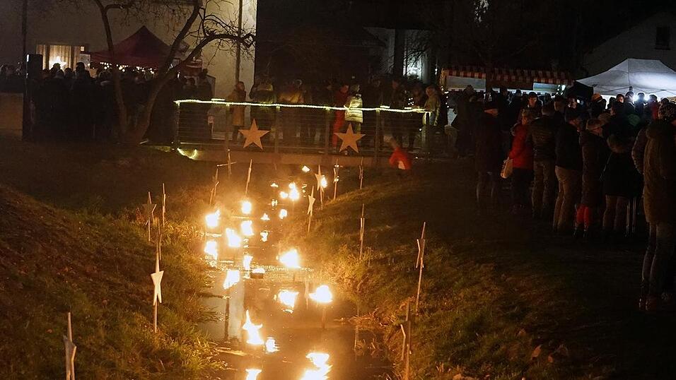 Den Lichterglanz wird es auch 2021 nicht im P&ouml;singer Dorfbach geben. Der Christkindlmarkt ist n&auml;mlich abgesagt.