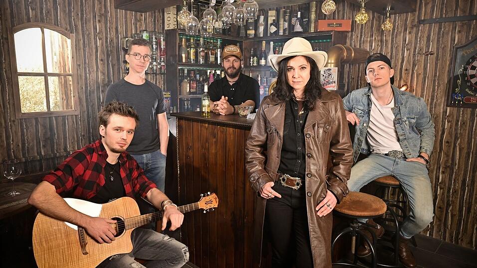 F&uuml;r besten Country-Sound, der direkt ins Herz trifft, wollen die f&uuml;nf Musiker von &bdquo;N&auml;&auml;shville&ldquo; sorgen.