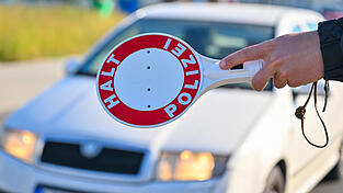 Bei einer Schleiherfahndung hat die Grenzpolizei mutmaßliches Diebesgut sichergestellt. (Symbolbild) Bei einer Schleiherfahndung hat die Grenzpolizei mutmaßliches Diebesgut sichergestellt. (Symbolbild)
