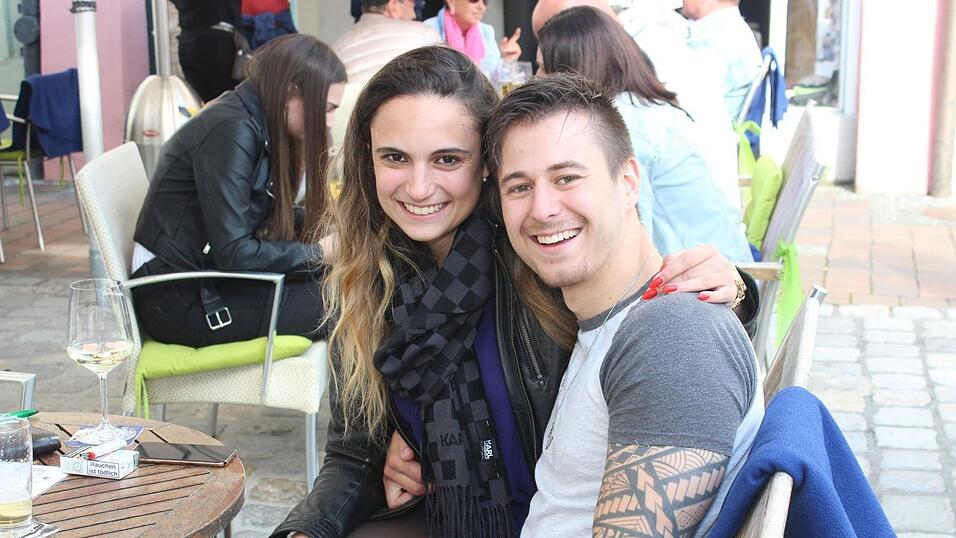 Die Landshuter genießen die neuen Freiheiten und das gute Wetter. Die Landshuter genießen die neuen Freiheiten und das gute Wetter.