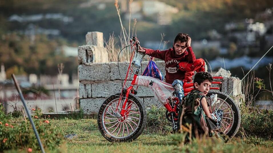 Aktuell leben sechs von zehn Jemeniten in gro&szlig;er Armut und ben&ouml;tigen dringend humanit&auml;re Hilfe.