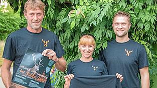 Vorsitzender Stefan Kolbeck, Schriftführerin Silvia Semmler und Vizevorsitzender Florian Reitmeier (von links) haben konkrete Pläne fürs neue Auftreten der Jäger.