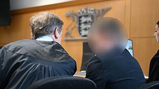 Der Angeklagte hat einger&auml;umt, am Tag vor der Fahrt Kokain konsumiert zu haben.