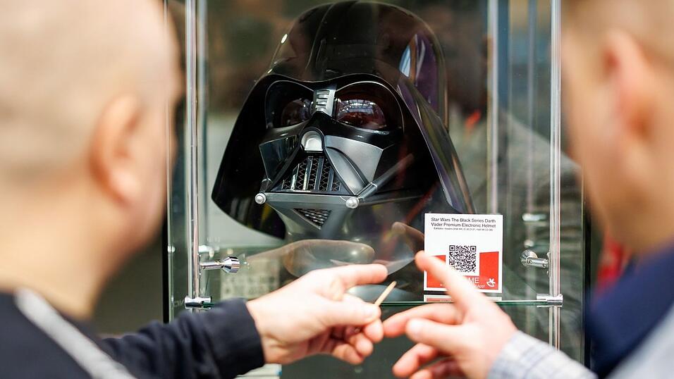 Auch aus Sammelleidenschaft interessieren sich Erwachsene für Spielzeug. (Archivbild) Auch aus Sammelleidenschaft interessieren sich Erwachsene für Spielzeug. (Archivbild)