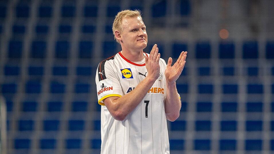 Patrick Wiencek (THW Kiel): 'Bambam ist unser alter Hase. Trotzdem rei&szlig;t er jede Trainingseinheit so ab, als sei er ein 20-J&auml;hriger, der sein erstes Turnier spielt. Jammern oder Beklagen hat es bei ihm noch nie gegeben. Bambam ist nur etwas traurig, dass wir im Trainingslager nicht die M&ouml;glichkeit hatten, in die Sauna zu gehen. Das liebt er. Vielleicht gibt es die Chance ja nochmal die Tage, damit er beim EM-Start auch seine Topleistung abrufen kann.'
